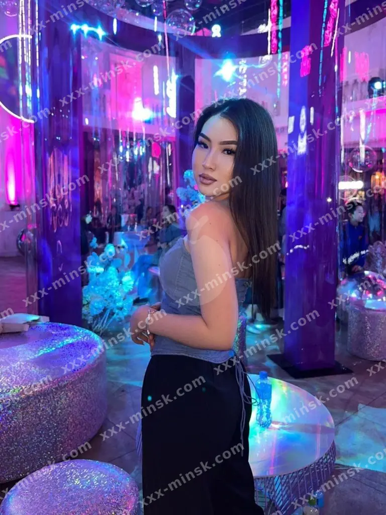 Диана, 26